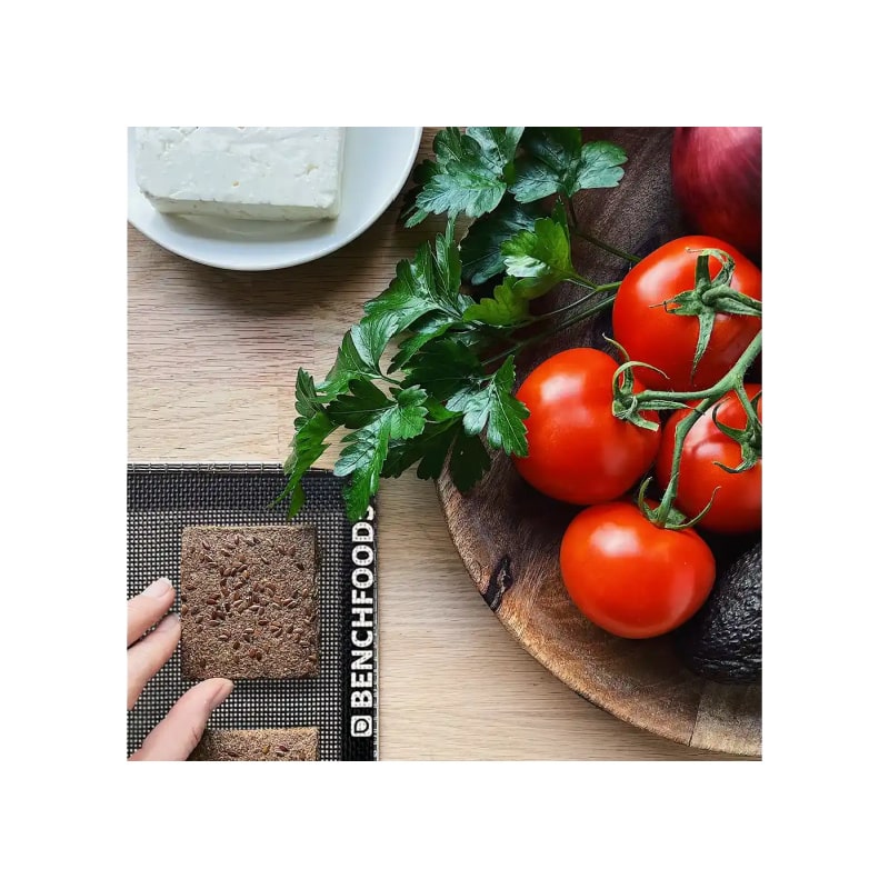 Benchfoods MT40 Domestic Non-Stick Mesh Silicone Lifestyle Shot
