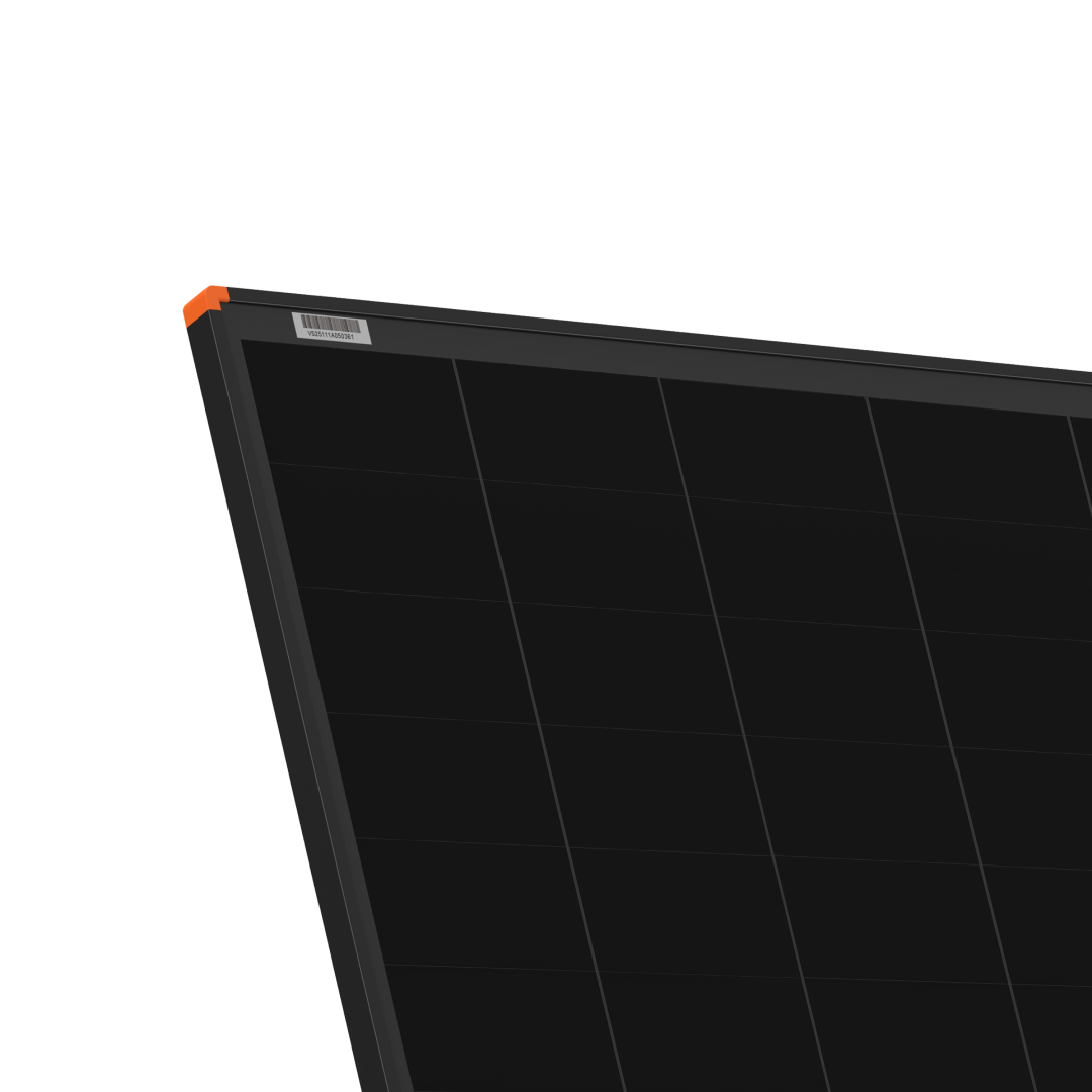 iTechWorld 170W Short Hard Frame Solar Panel angle view