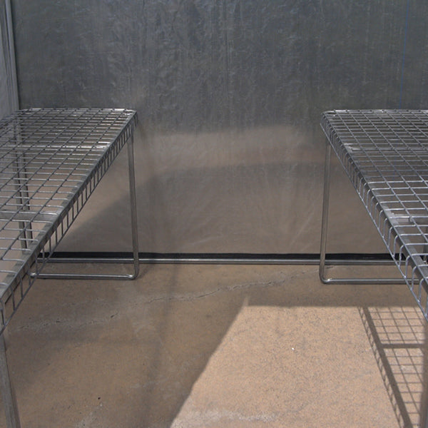 Adloheat Economy Hot House with galvanised benches